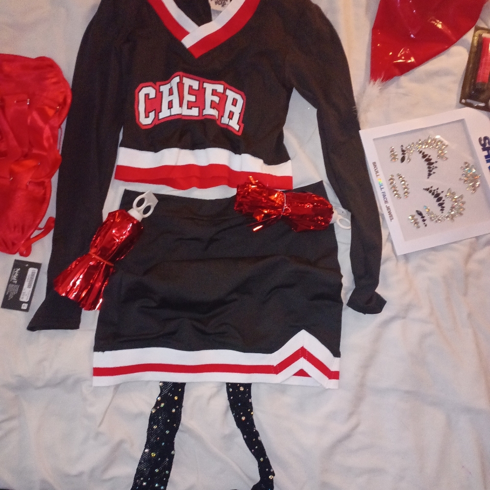 Outfits/Costumes